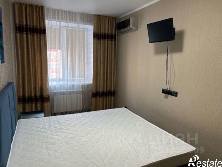2-комн квартира улица Антона Петрова, 221Г,  д. 221Г