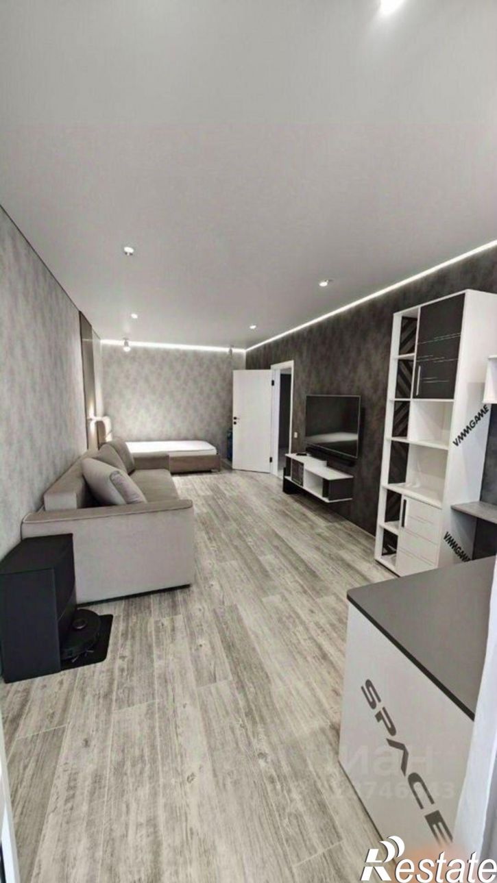 3-комн квартира улица Солнечная Поляна, 85,  д. 85