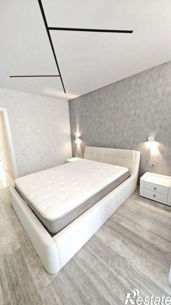 3-комн квартира улица Солнечная Поляна, 85,  д. 85