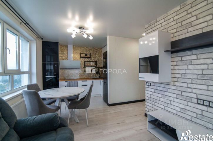 3-комн квартира улица Челюскинцев, 80В к1,  д. 80В к1