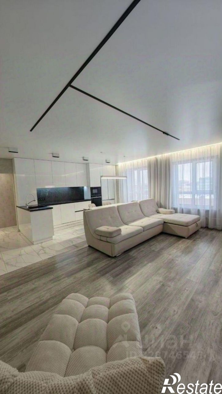 3-комн квартира улица Солнечная Поляна, 85,  д. 85