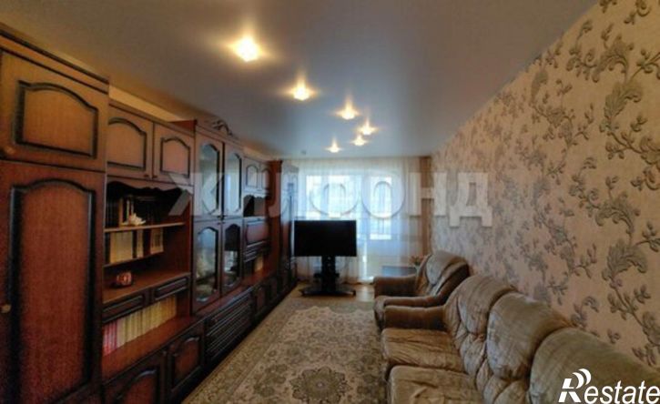4-комн квартира улица Матросова, 10,  д. 10