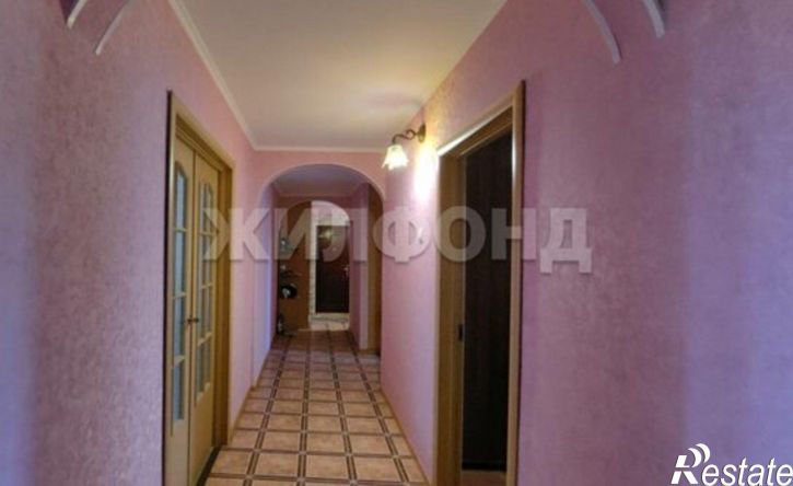 4-комн квартира улица Матросова, 10,  д. 10
