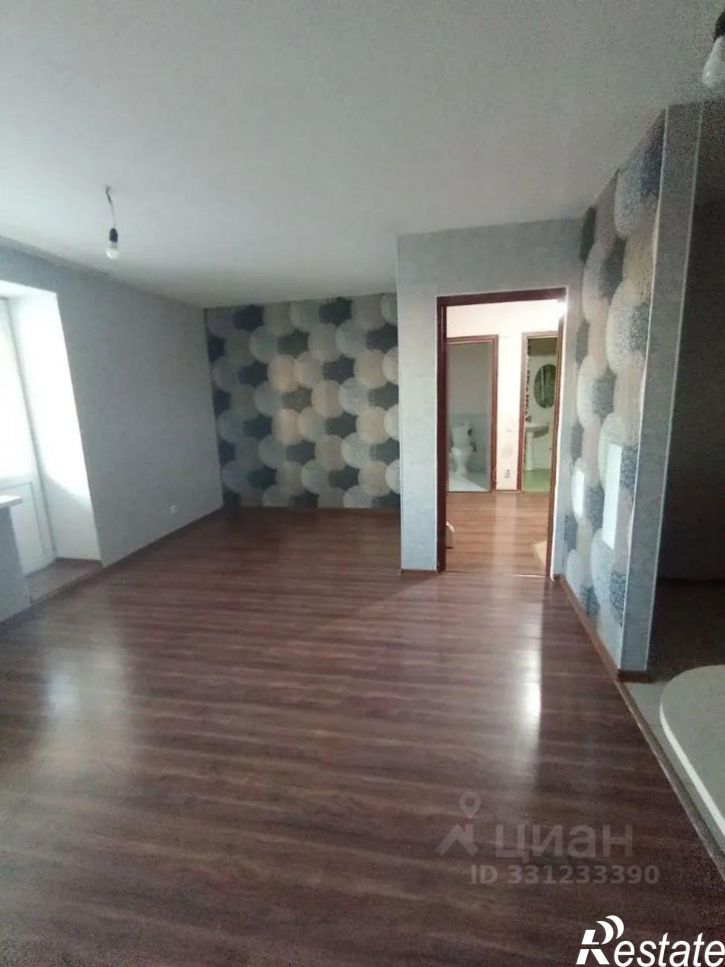 2-комн квартира Лазурная улица, 44,  д. 44