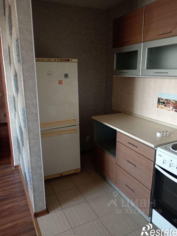 2-комн квартира Лазурная улица, 44,  д. 44