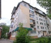 комната 100 кв м улица Профинтерна, 44Б