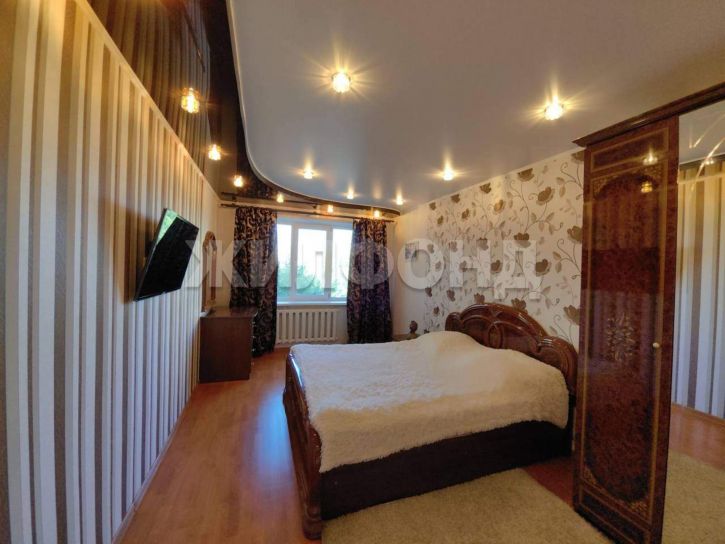 4-комн квартира Матросова улица, д.10