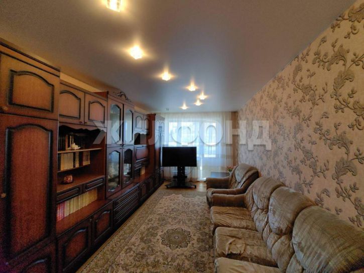 4-комн квартира Матросова улица, д.10
