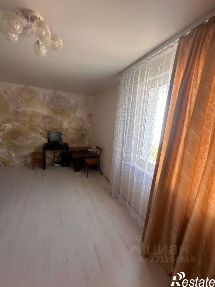 2-комн квартира Взлётная улица, 97,  д. 97