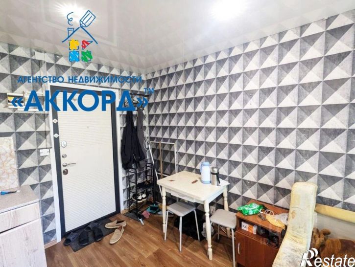 Комната улица Эмилии Алексеевой, 15А,  д. 15А
