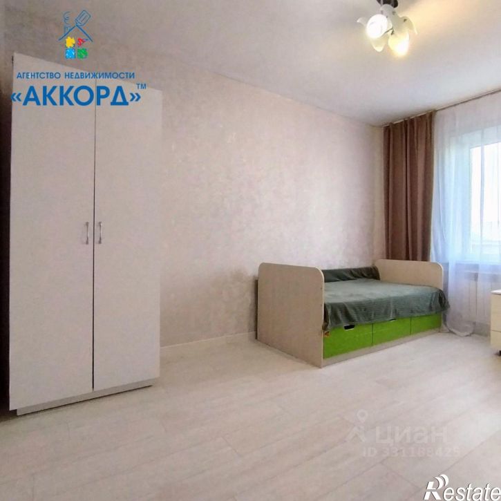 3-комн квартира ул Лазурная, 34,  д. 34