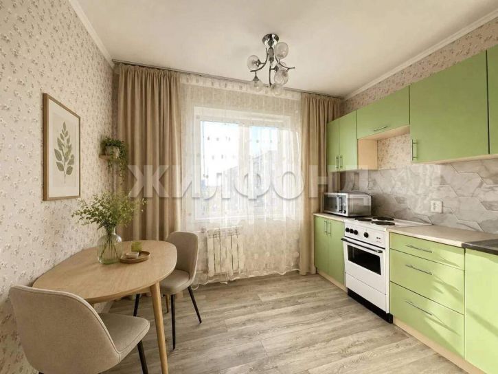 2-комн квартира Гущина улица, д.167