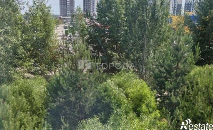 2-комн квартира Лазурная улица, 52,  д. 52