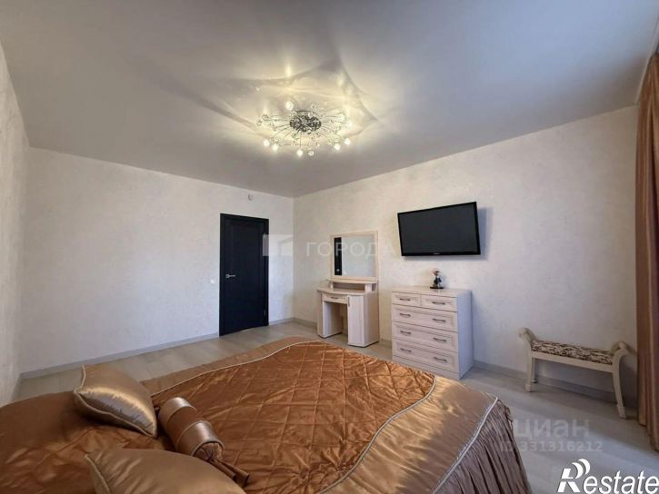 4-комн квартира ул Антона Петрова, 222а,  д. 222а
