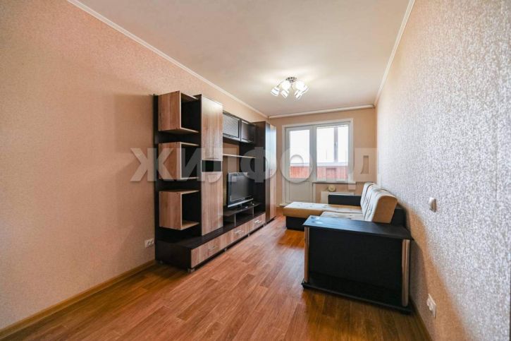 2-комн квартира Сергея Ускова улица, д.31