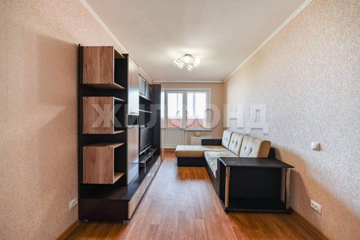 2-комн квартира Сергея Ускова улица, д.31