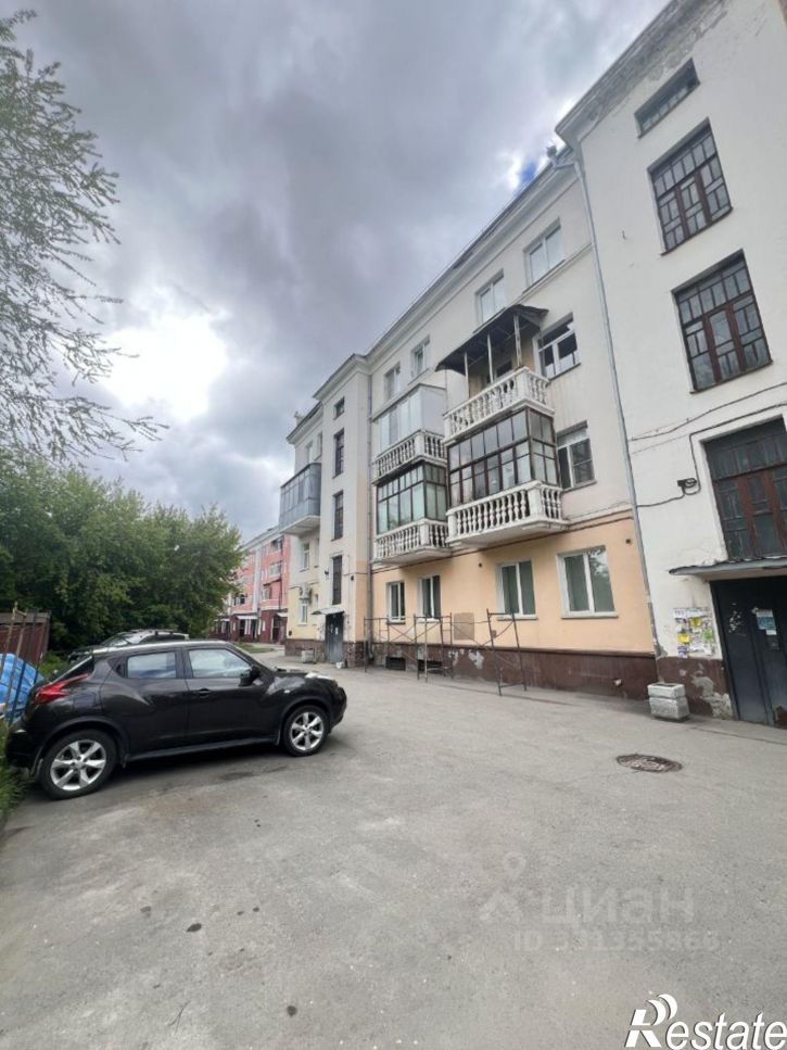 3-комн квартира пр-кт Калинина, 12/1,  д. 12/1
