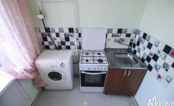 2-комн квартира ул 80 Гвардейской Дивизии, 14,  д. 14