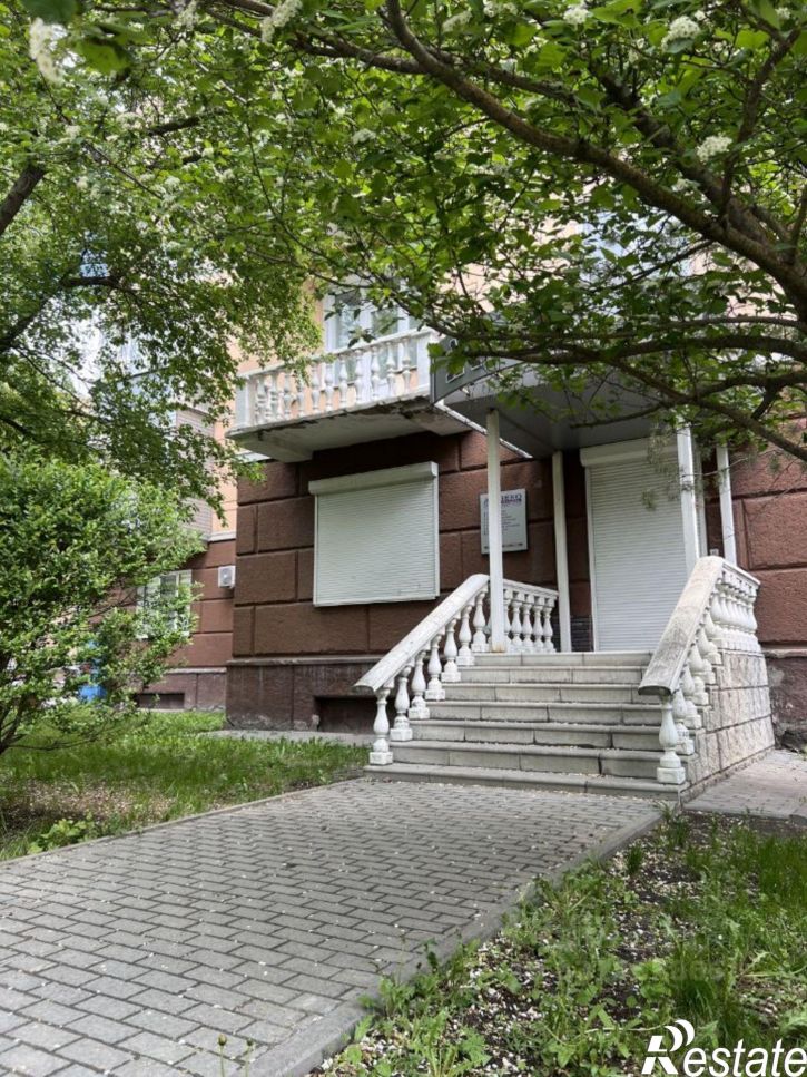 3-комн квартира пр-кт Калинина, 12/1,  д. 12/1