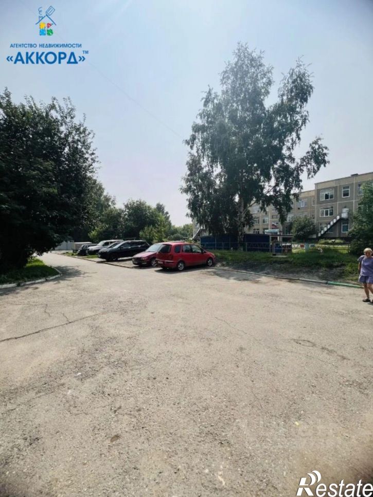 Комната ул Суворова, 12,  д. 12