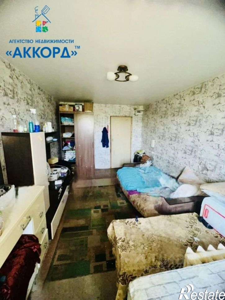 Комната ул Суворова, 12,  д. 12
