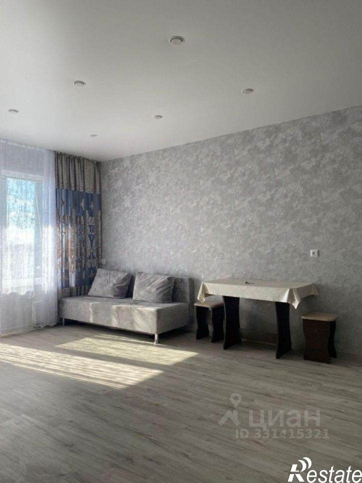 2-комн квартира Сиреневая улица, 52,  д. 52
