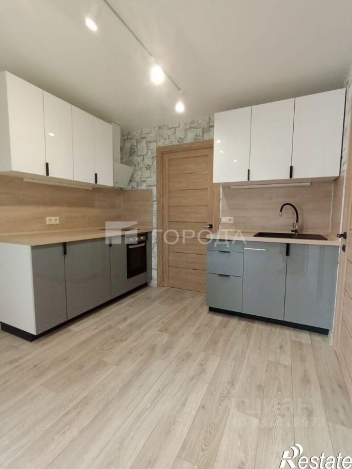 2-комн квартира улица Крупской, 99,  д. 99