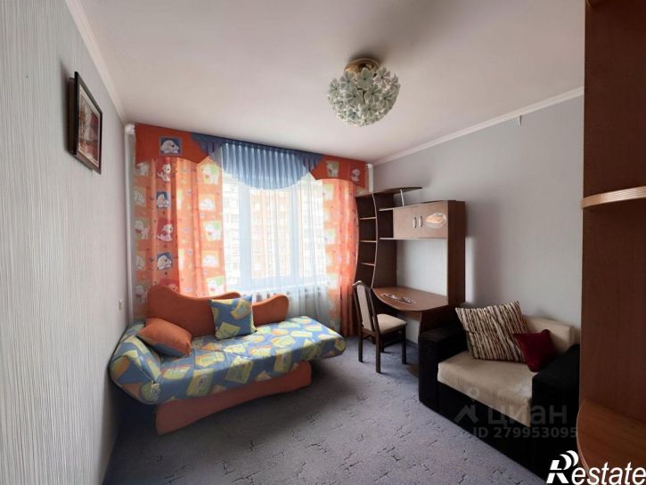 3-комн квартира ул Шумакова, 38,  д. 38