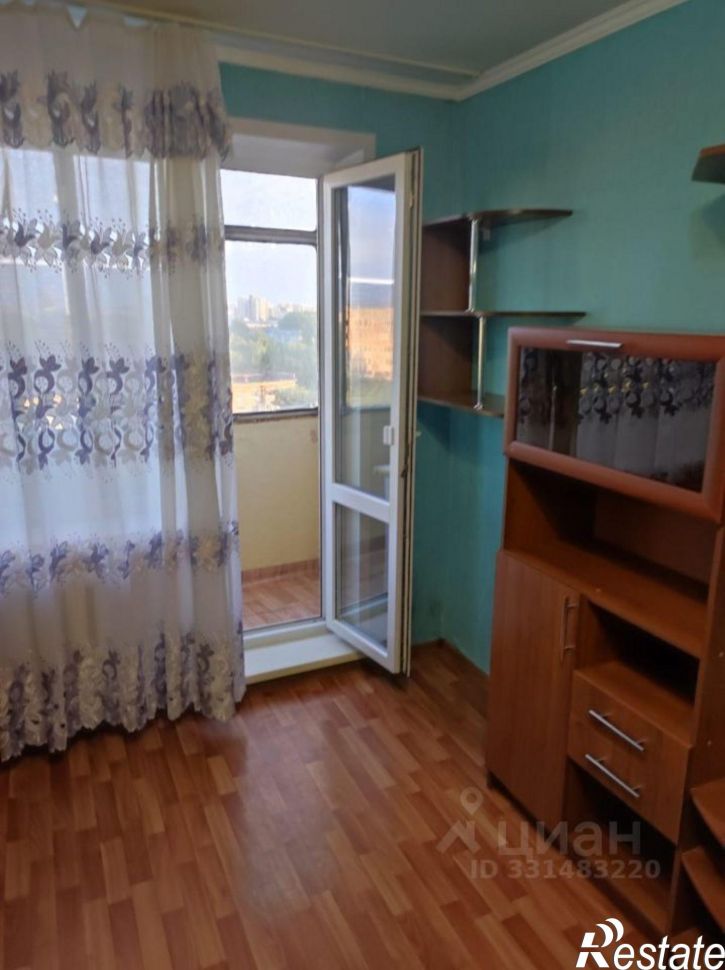 1-комн квартира улица Юрина, 208,  д. 208