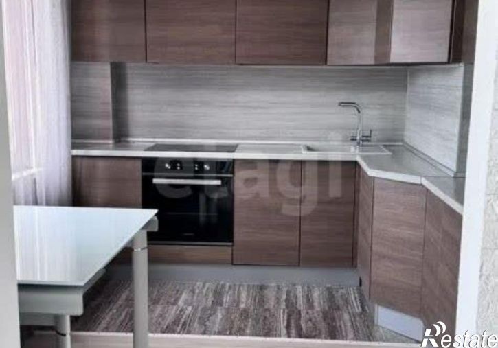2-комн квартира ул Сергея Ускова, 33,  д. 33