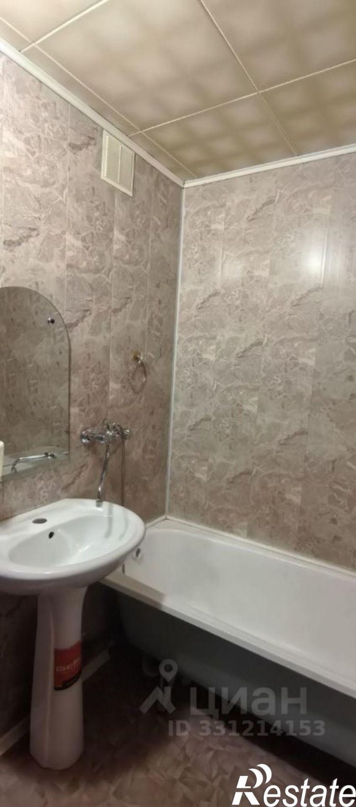 2-комн квартира ул Лазурная, 36,  д. 36