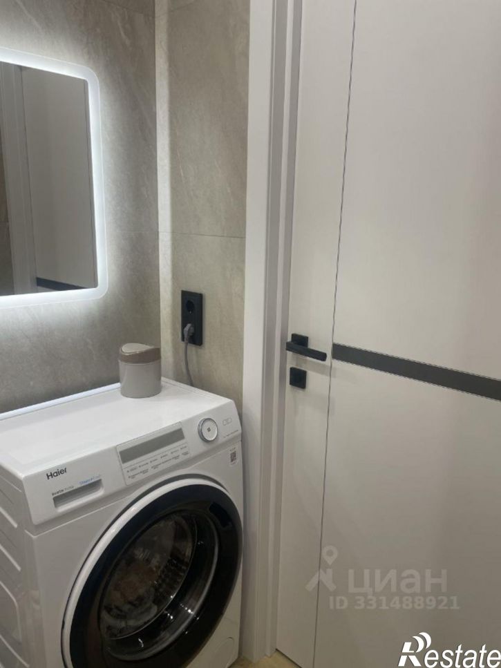 2-комн квартира улица Солнечная Поляна, 94 к4,  д. 94 к4