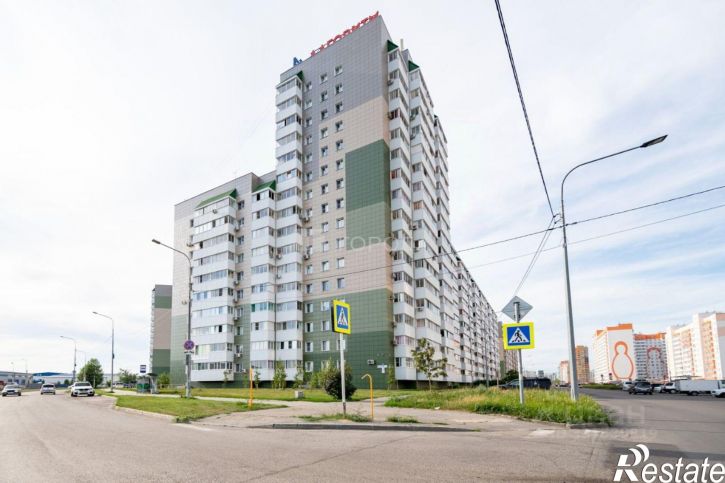 3-комн квартира ул Сергея Ускова, 42,  д. 42