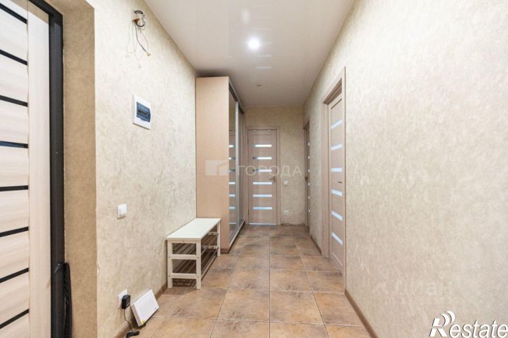 3-комн квартира ул Сергея Ускова, 42,  д. 42