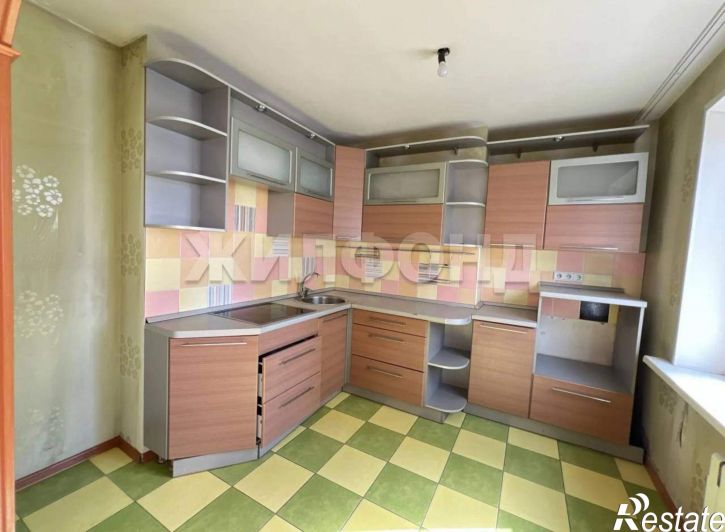 2-комн квартира Власихинская улица, д.154