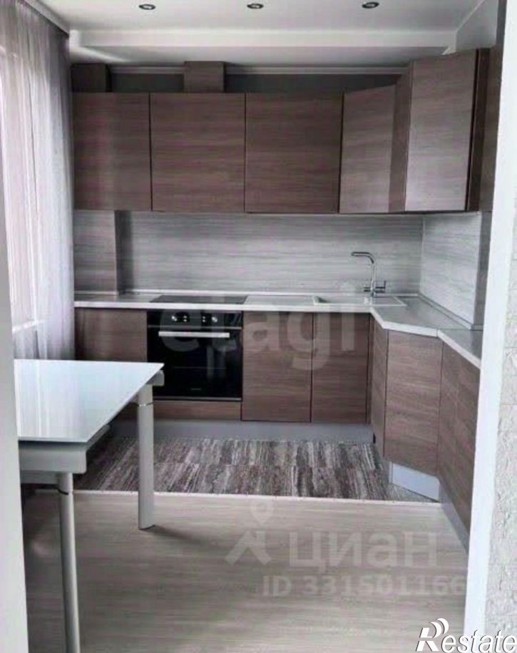 2-комн квартира ул Сергея Ускова, 33,  д. 33