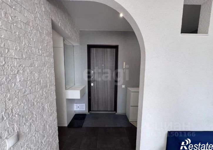 2-комн квартира ул Сергея Ускова, 33,  д. 33