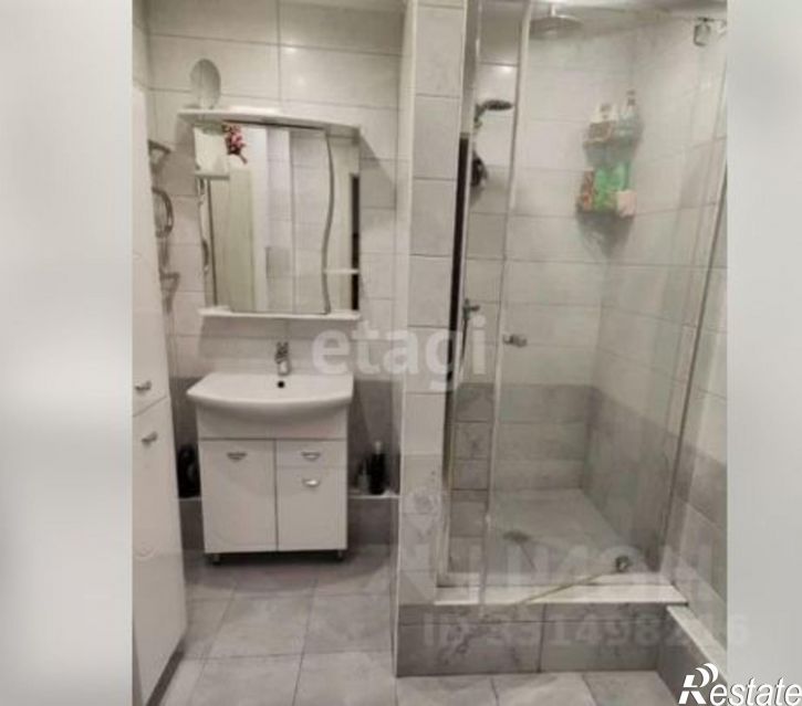 2-комн квартира ул Антона Петрова, 254,  д. 254