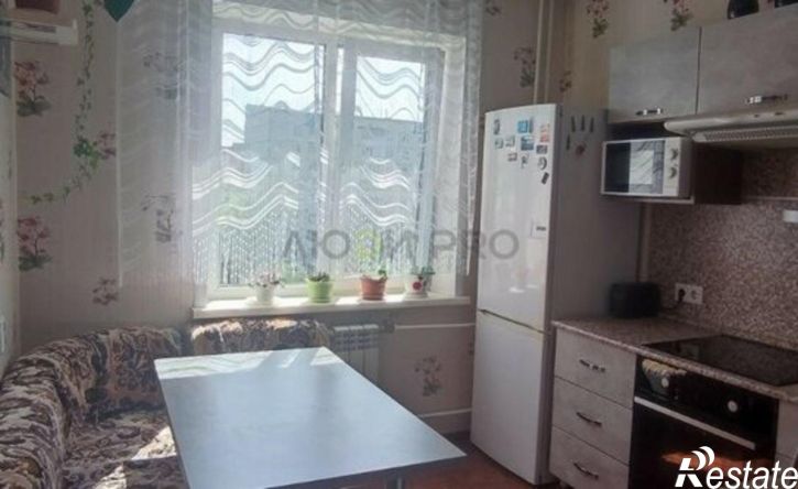 3-комн квартира улица Попова, 107,  д. 107
