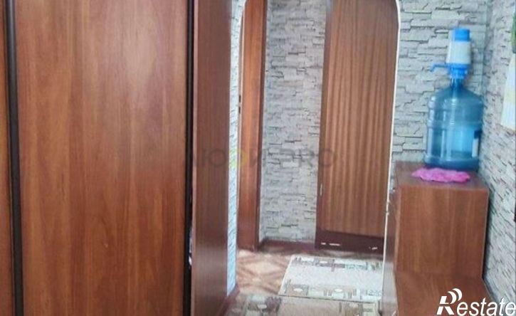 3-комн квартира улица Попова, 107,  д. 107