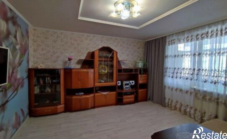 3-комн квартира улица Попова, 107,  д. 107