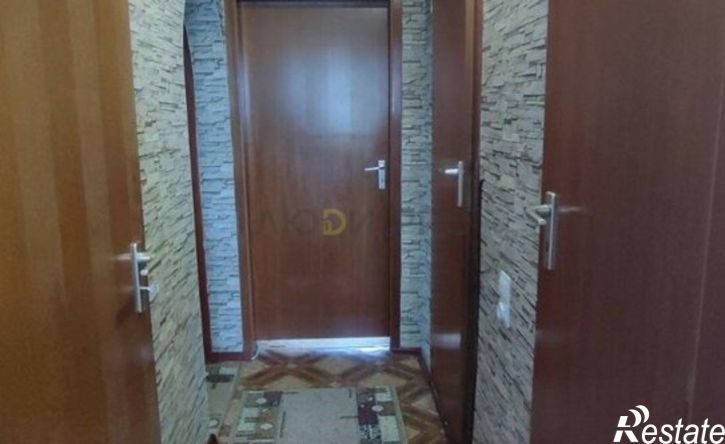 3-комн квартира улица Попова, 107,  д. 107