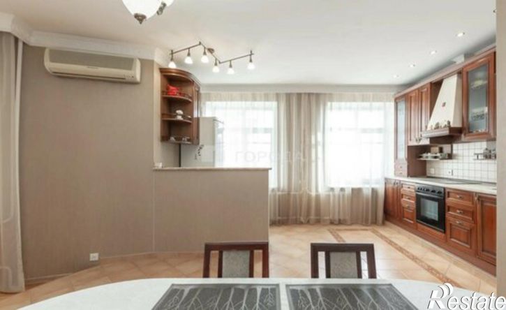 3-комн квартира улица Анатолия, 20,  д. 20