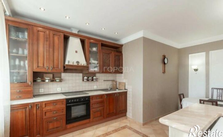 3-комн квартира улица Анатолия, 20,  д. 20