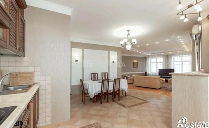 3-комн квартира улица Анатолия, 20,  д. 20