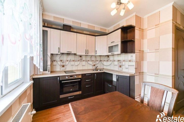 2-комн квартира улица Сергея Ускова, 31,  д. 31