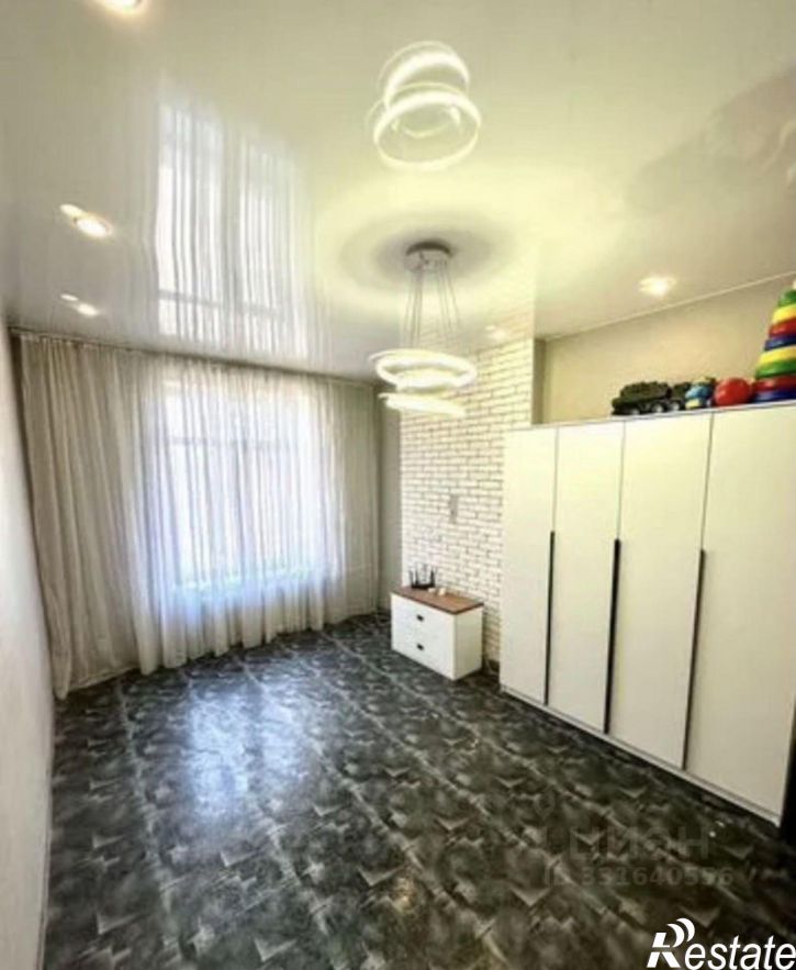 2-комн квартира улица Профинтерна, 12,  д. 12
