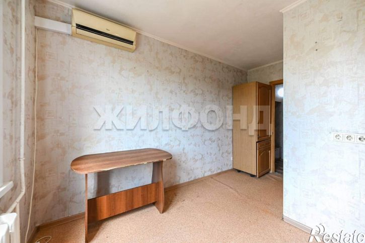 2-комн квартира Юрина улица, д.219
