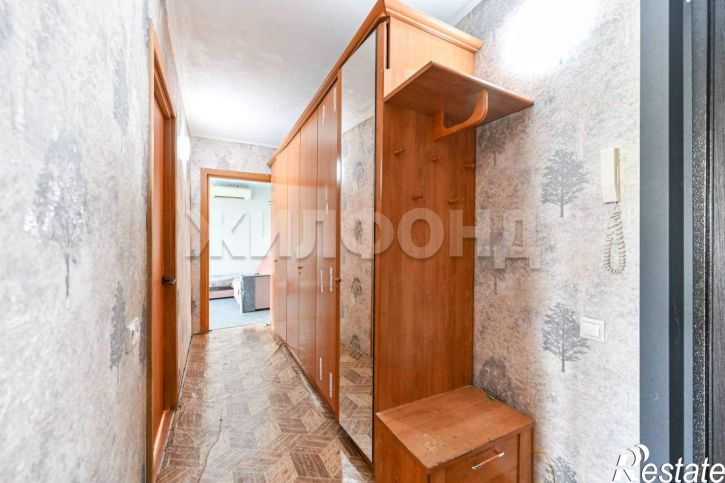 2-комн квартира Юрина улица, д.219