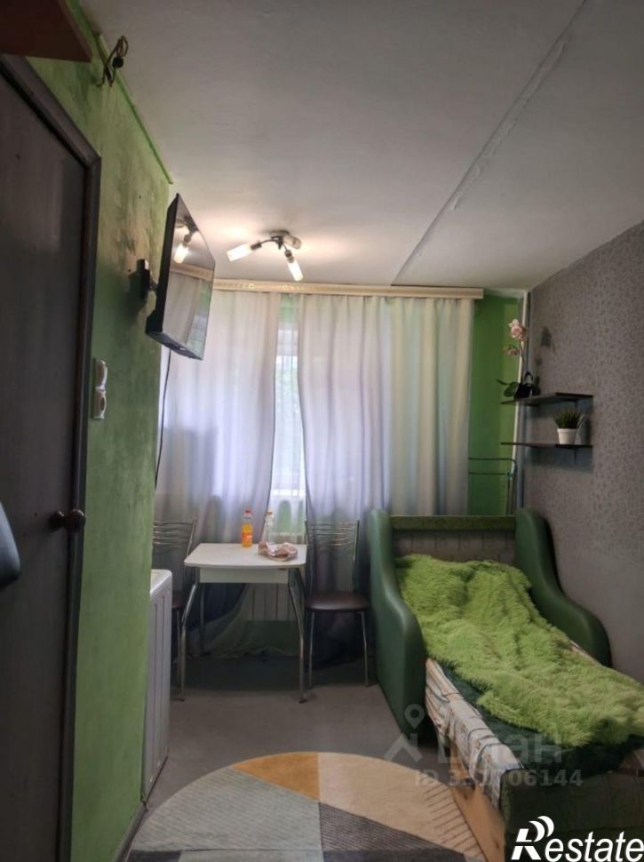 Комната улица Сухэ-Батора, 35,  д. 35